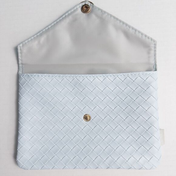 5/$20 NWOT Ipsy Glam Bag January 2025 Woven Faux Leather Blue Quiet Luxury - Picture 4 of 7